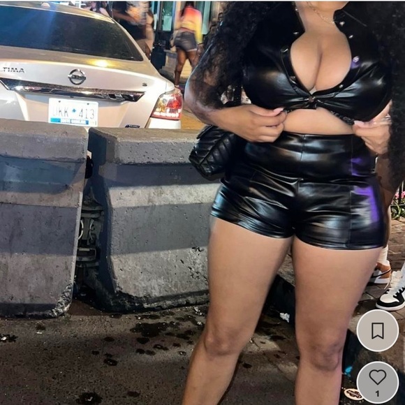 Two Piece Leather Set - Picture 1 of 3